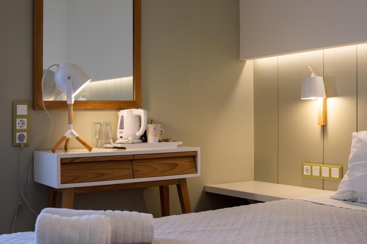 Lefktron Hotel Stoupa Bagian luar foto