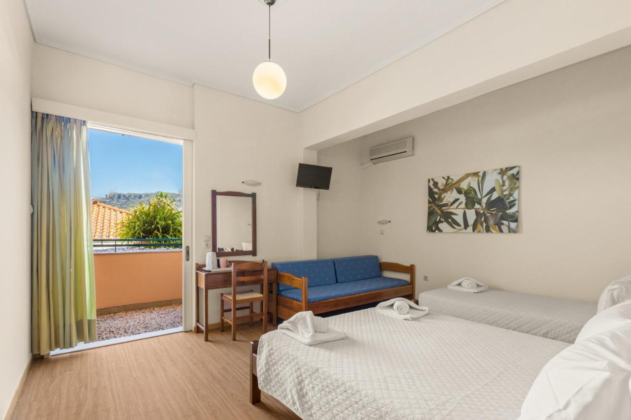 Lefktron Hotel Stoupa Bagian luar foto