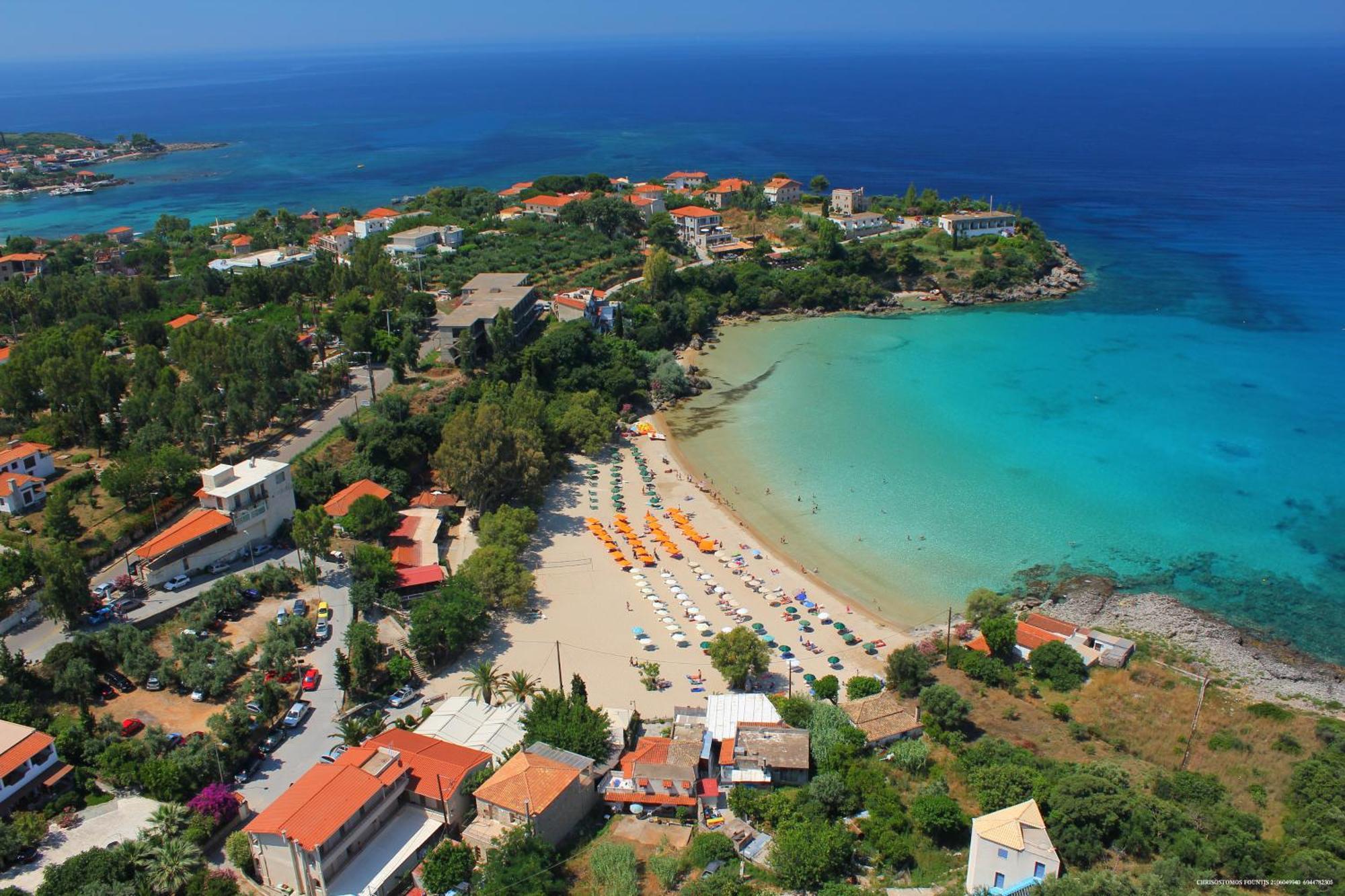 Lefktron Hotel Stoupa Bagian luar foto