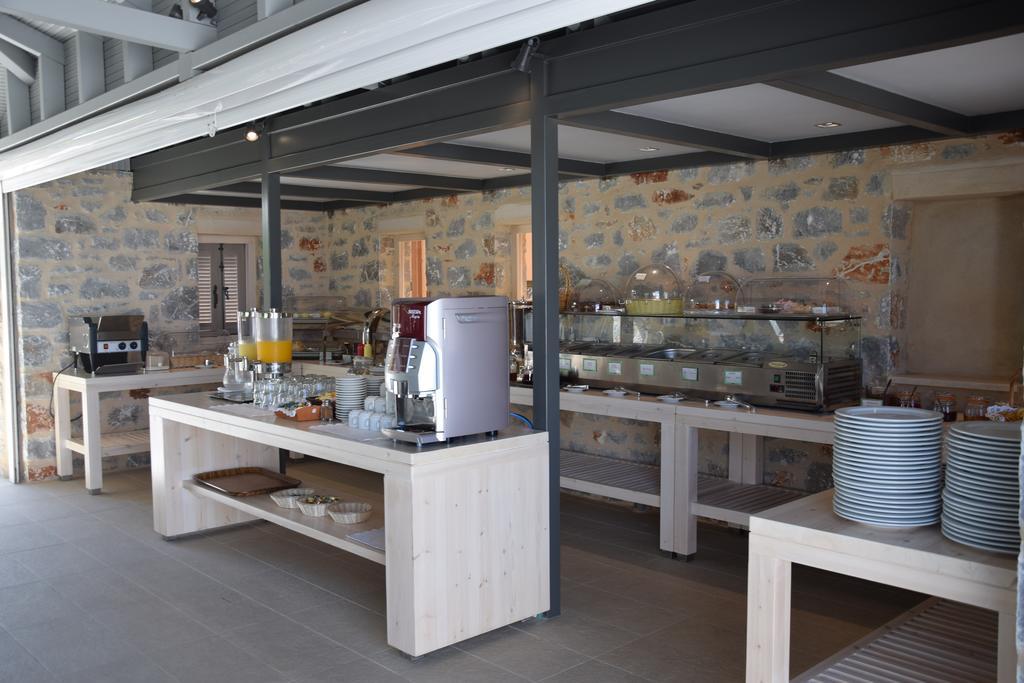 Lefktron Hotel Stoupa Bagian luar foto